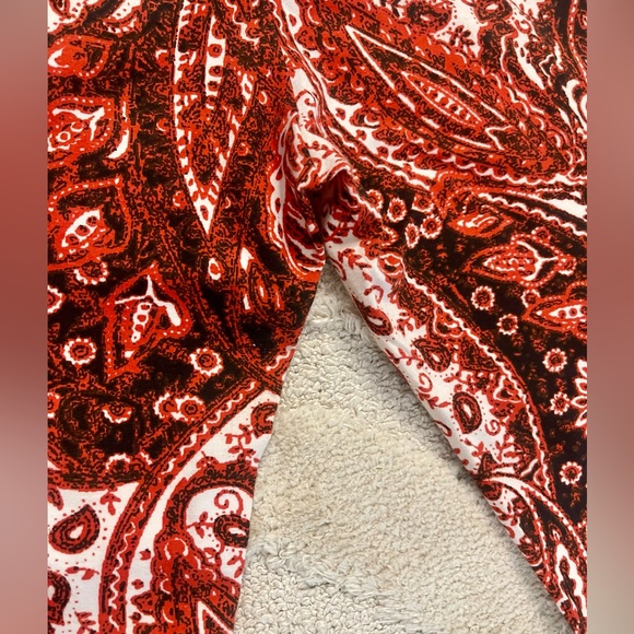 NWOT RVCA Paisley Print Bell Bottom Leggings Sz M Medium - Picture 10 of 11